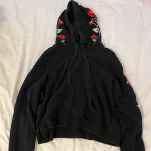 hollister cropped hoodie